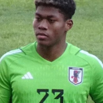 Zion Suzuki